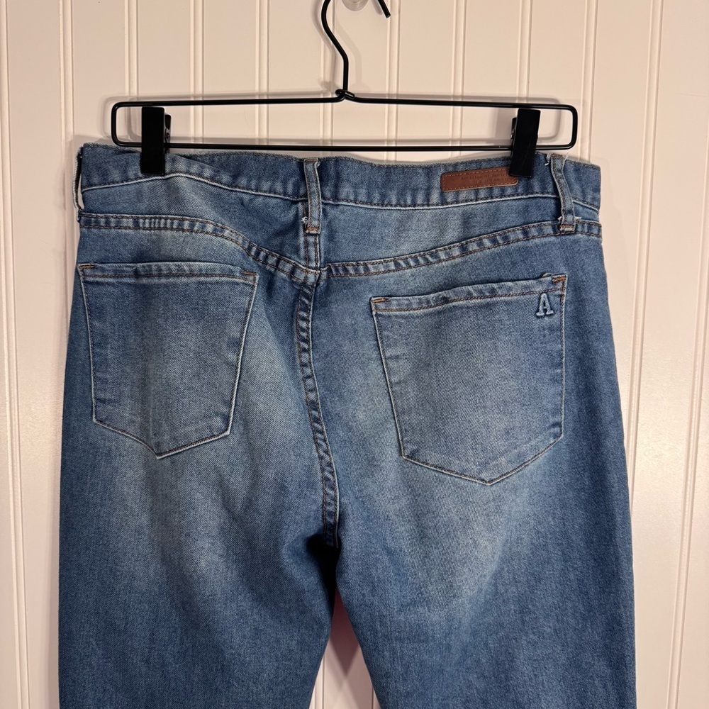 Articles of Society Women’s Mid-Rise Medium Wash Distressed Skinny Jeans Size 31 - Picture 6 of 14